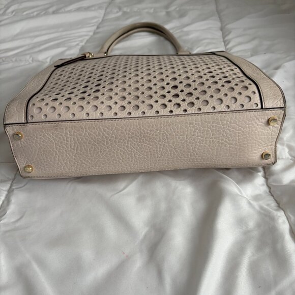 Kate Spade Large Cream/Beige Perri Lane Perforated Zip Top Closure Tote - Picture 4 of 11